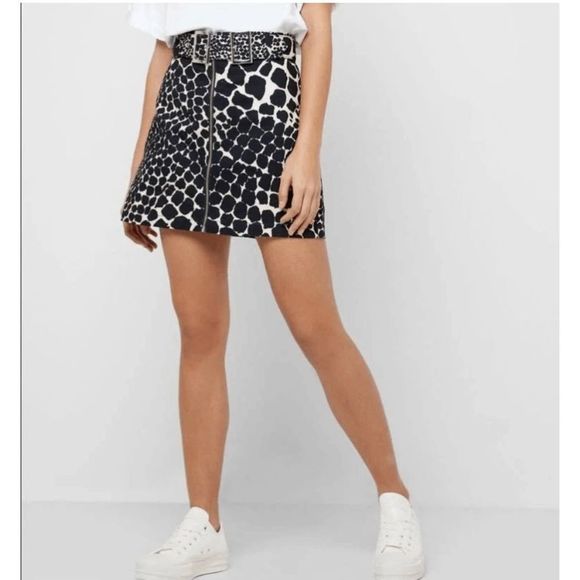 Topshop Belted Buckle Mini Skirt In Animal Print Black Cream, Size 8, MSRP $60 - Picture 1 of 11